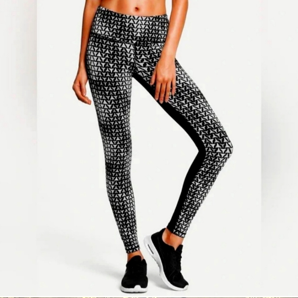 VSX Victoria's Secret Sport Knockout Tight Tights BLACK Leggings Legging Medium